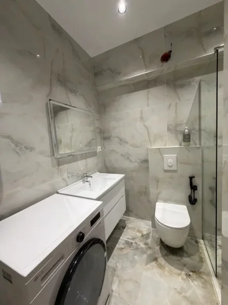 Tirane, jepet me qera apartament 2+1 Kati 1, 105 m² 500 € (Rruga Azem Galica)