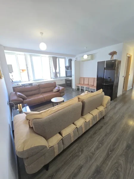 Tirane, shitet apartament 2+1+Ballkon Kati 6, 90 m² 195.000 € (Ish Fusha Aviacionit)