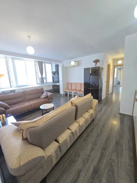 Tirane, shitet apartament 2+1+Ballkon Kati 6, 90 m² 195.000 € (Ish Fusha Aviacionit)