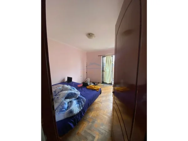 Tirane, shitet apartament 2+1 Kati 6, 61 m² 125.000 € (Rruga e Barrikadave)