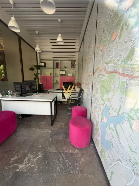 Tirane, jepet me qera dyqan Kati 0, 20 m² 520 € (MUHAMET GJOLLESHA)