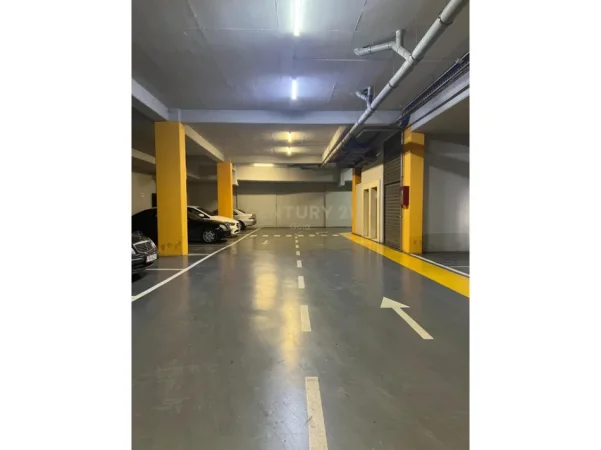 Tirane, shitet garazh | post parkimi Kati -1, 13 m² 36.000 € 