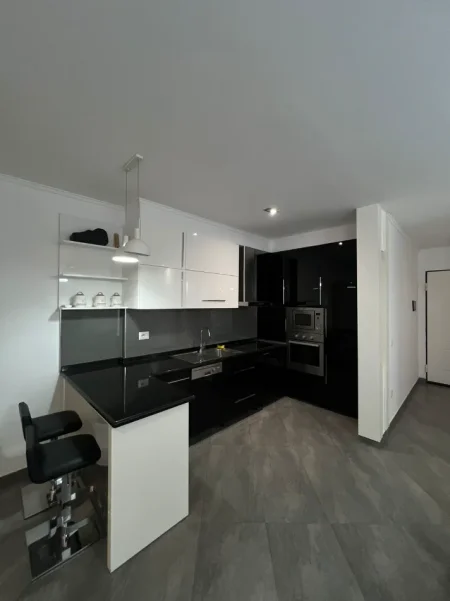 Durres, jepet me qera apartament 1+1+Aneks Kati 11, 698 € (Vollga, Durres)