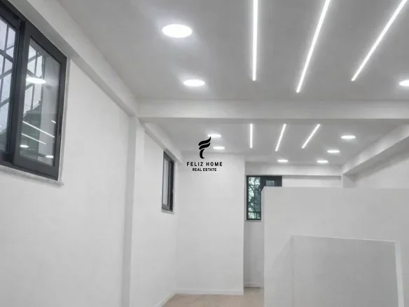 Tirane, jepet me qera dyqan Kati 0, 48 m² 1.400 € (21 DHJETORI)