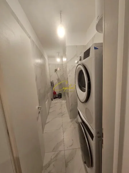 Tirane, jepet me qera apartament 2+1 Kati 4, 100 m² 1.000 € (LIQENI I THATE)