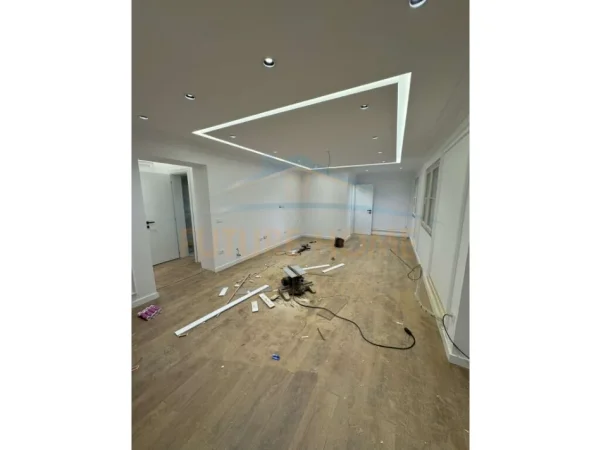 jap me qera ambjent biznesi Kati 1, 145 m² 1.200 € (SHKOLLA E BALETIT)