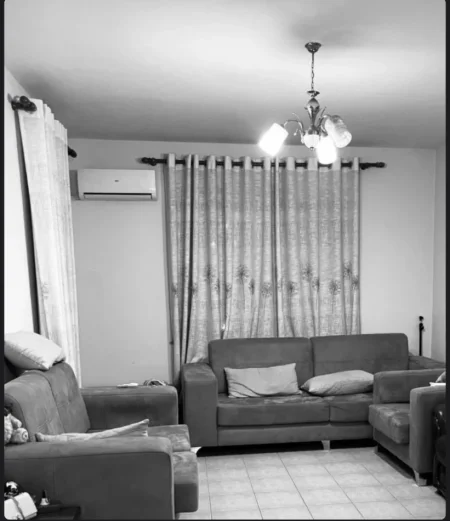 Tirane, jepet me qera nga Pronari, pa-komision apartament 1+1+Ballkon Kati 3, 80 m² 500 € 