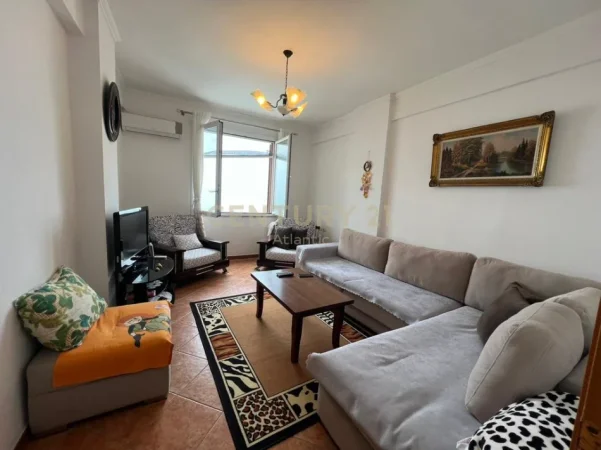Durres, jepet me qera apartament 1+1 Kati 2, 65 m² 500 € (Rrota e Kuqe ,Plazh)