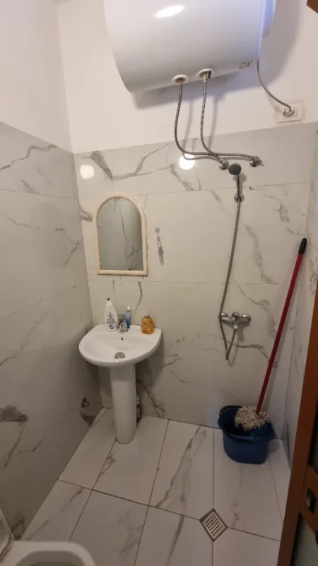 Tirane, jepet me qera garsonier Kati 2, 25 m² 250 € (Don Bosko)