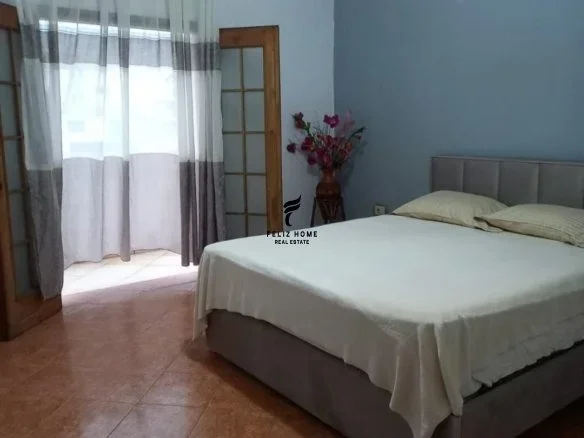 Tirane, jepet me qera apartament 1+1 Kati 2, 70 m² 330 € (LAPRAKE)