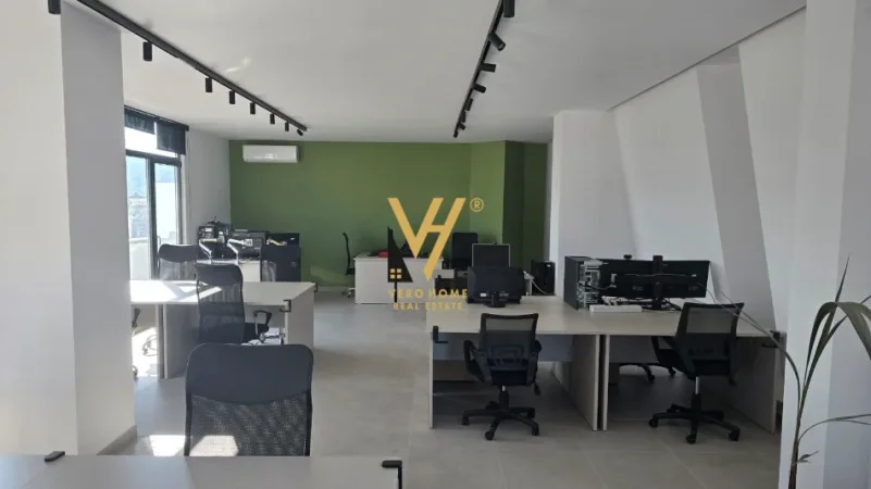 Tirane, jepet me qera zyre Kati 11, 150 m² 1.550 € (RRUGA NDRE MJEDA)