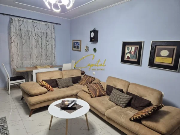 Tirane, jepet me qera apartament 2+1 Kati 6, 90 m² 650 € (ISH TREGU ELEKTRIK)