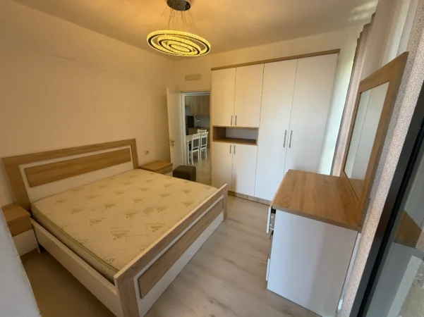 Tirane, jepet me qera apartament 1+1 Kati 2, 500 € (ASTIR)