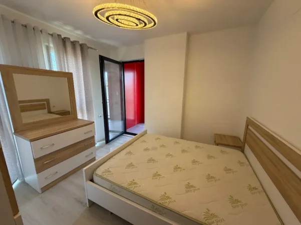 Tirane, jepet me qera apartament 1+1 Kati 2, 500 € (ASTIR)