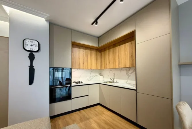 Tirane, jepet me qera apartament 1+1 Kati 2, 78 m² 700 € (DON BOSKO)