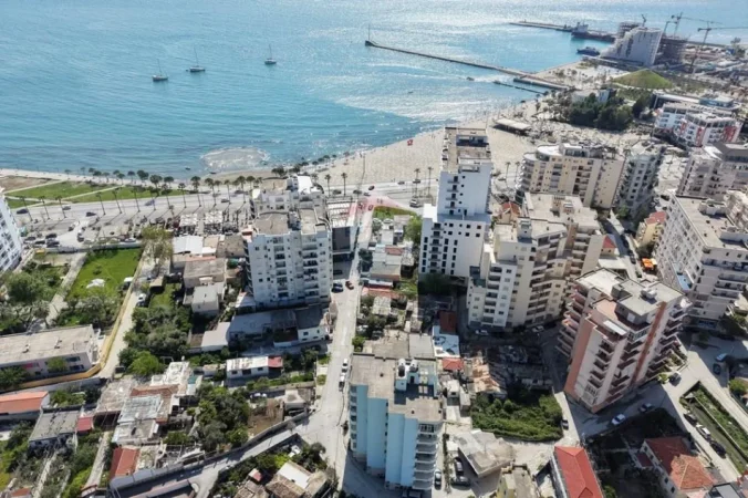 Vlore, shitet apartament 1+1 Kati 6, 70 m² 163.000 € (Lungomare, Vlorë)