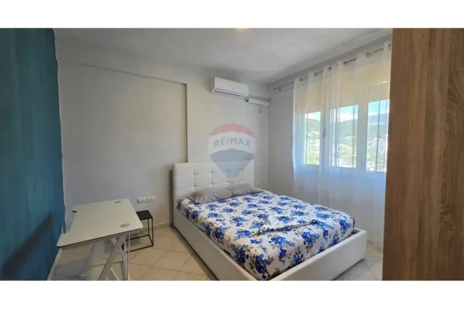 Vlore, shitet apartament 1+1 Kati 6, 70 m² 163.000 € (Lungomare, Vlorë)