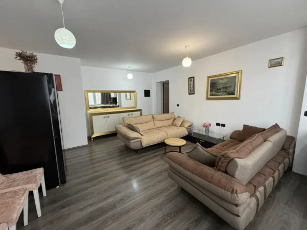 Tirane, shitet apartament 2+1 Kati 6, 90 m² 185.000 € (ish fusha e aviacionit)