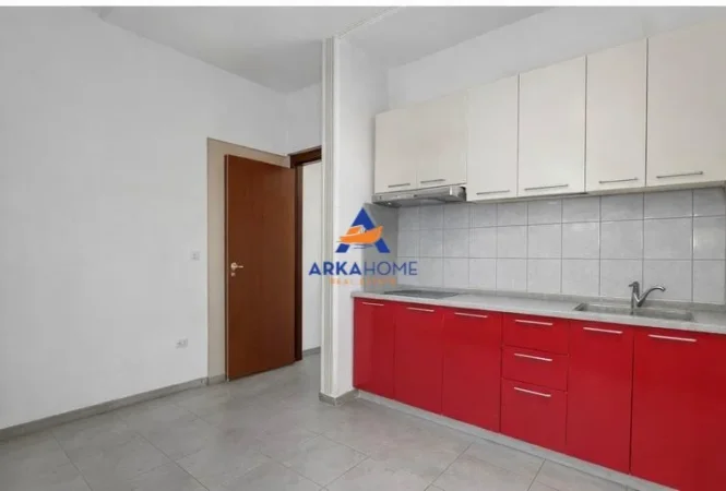 Tirane, shitet apartament 1+1+Ballkon Kati 1, 48 m² 136.554 € 