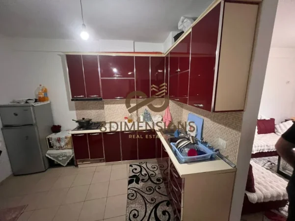 Tirane, shitet apartament 1+1 Kati 4, 77 m² 107.800 € (astir)
