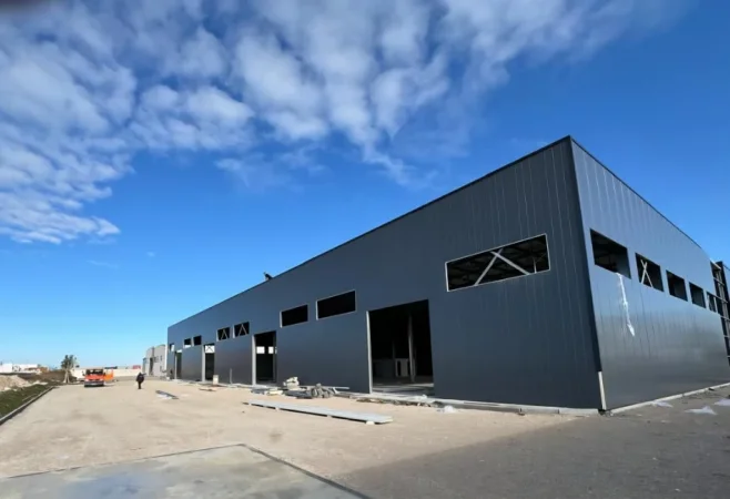 Durres, shitet kapanon ,magazine , 918 m² 918.000 € (Spitalle, Durres)