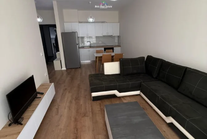 Tirane, jepet me qera apartament 1+1+Ballkon Kati 4, 70 m² 520 € (Tirana Uptown,)