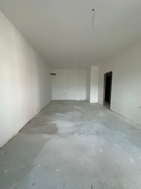 Tirane, shitet apartament 1+1+Ballkon Kati 3, 73 m² 170.000 € (Vasil Shanto)