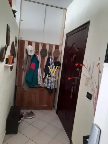 Tirane, shitet apartament 2+1+Ballkon Kati 8, 79 m² 125.000 € (YZBERISHT)