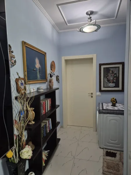 Tirane, jepet me qera apartament 2+1 Kati 6, 90 m² 650 € (MUZEU I SHKENCAVE)