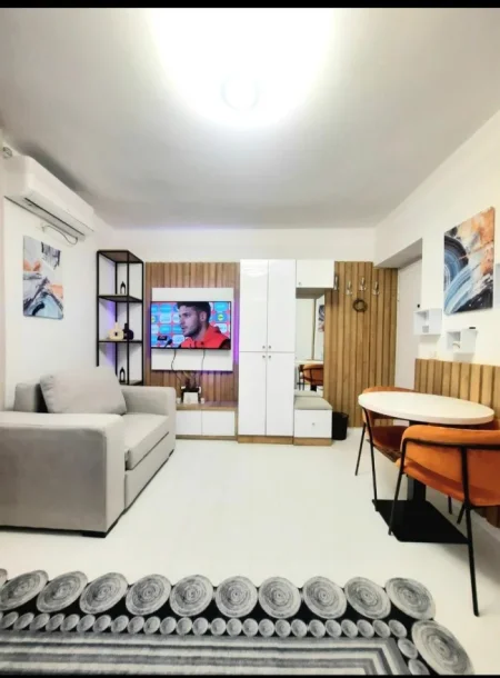 Tirane, shitet apartament 1+1 Kati 2, 84.000 € (Ali Demi)