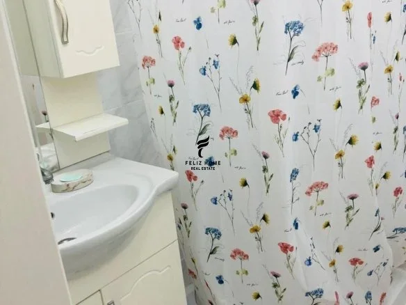 Tirane, jepet me qera apartament 1+1 Kati 2, 65 m² 450 € (VASIL SHANTO)