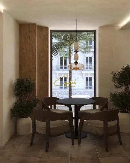 Tirane, shitet dyqan Kati 0, 73 m² (ISH STACIONI TRENIT)