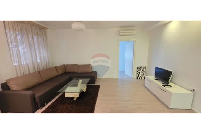 Tirane, jepet me qera apartament 1+1 Kati 2, 63 m² 450 € (Kodra e diellit 1)