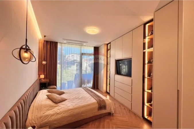 Tirane, shitet 3+1 , 126 m² 650.000 € (Rruga e Kosovareve)