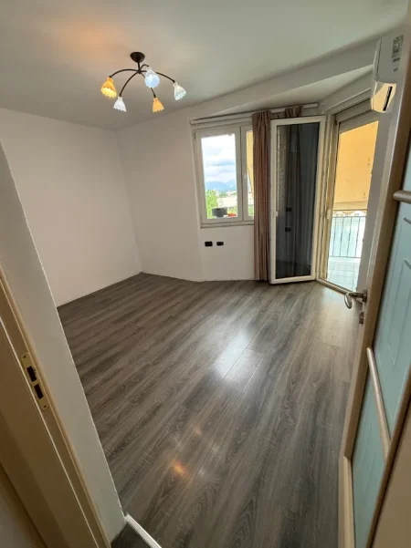 Tirane, shitet apartament 2+1 Kati 6, 90 m² (Fusha e Aviacionit,Prane Supermarket Xhangolli)