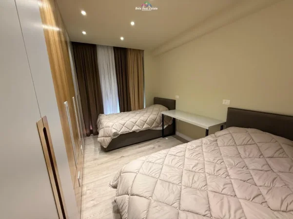 Tirane, jepet me qera apartament 2+1 Kati 6, 95 m² 700 € (xhanfize keko)