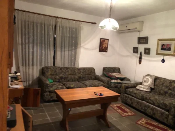 Tirane, shitet apartament 2+1+Ballkon Kati 5, 75 m² 120.000 € (Marteniteti i Ri /Bulevardi Zhan D'Ark)