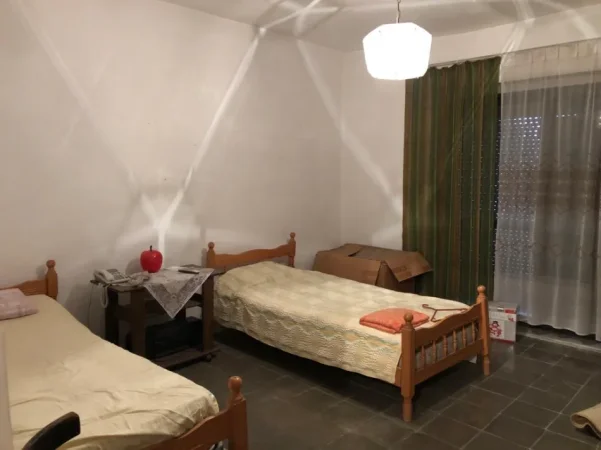 Tirane, shitet apartament 2+1+Ballkon Kati 5, 75 m² 120.000 € (Marteniteti i Ri /Bulevardi Zhan D'Ark)