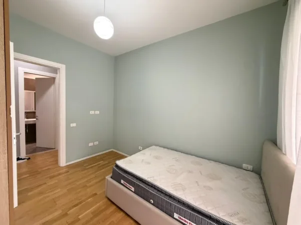 Tirane, jepet me qera apartament 2+1 Kati 7, (RRUGA E KAVAJES)