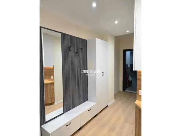 Tirane, jepet me qera apartament 2+1+Ballkon Kati 4, 103 m² 650 € (Bulevardi i Ri, Astir)