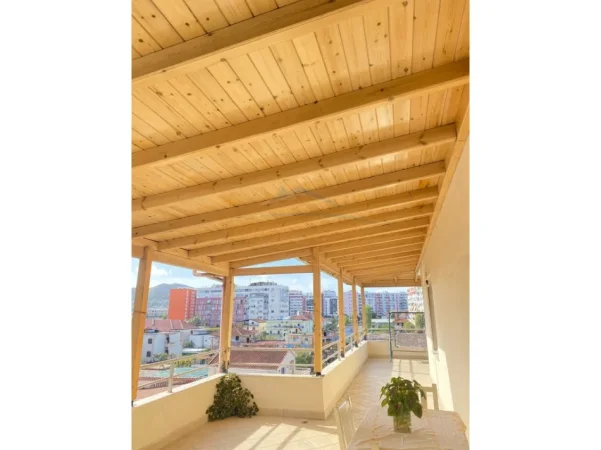 Tirane, shitet apartament+verande | Penthouse 2+1+Ballkon Kati 4, 95 m² 190.000 € (Unaza e Re)