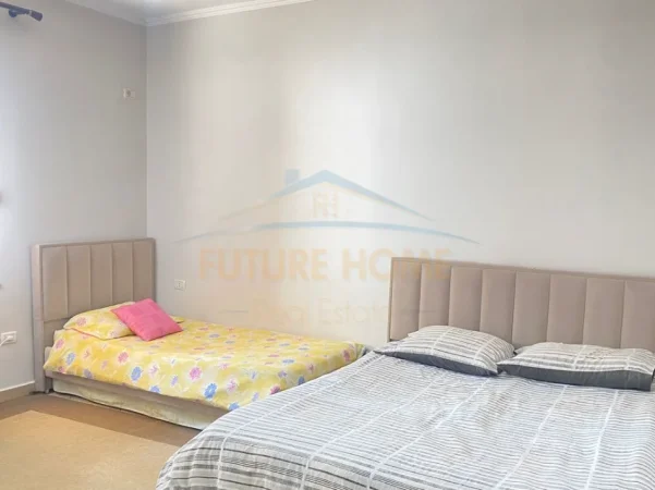 Tirane, shitet apartament+verande | Penthouse 2+1+Ballkon Kati 4, 95 m² 190.000 € (Unaza e Re)