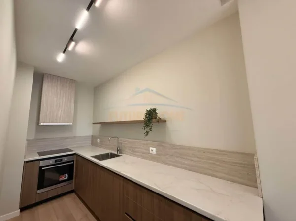 Tirane, shitet apartament 1+1 Kati 7, 64 m² 215.000 € (Rruga e Barrikadave)