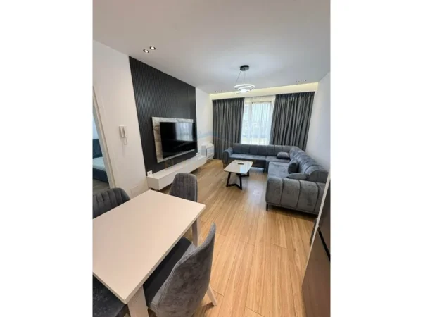 Tirane, jepet me qera apartament 1+1 Kati 5, 65 m² 550 € (Kompleksi Urban Gate)