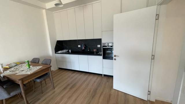 Tirane, jepet me qera apartament Kati 2, 112 m²  (square 21)