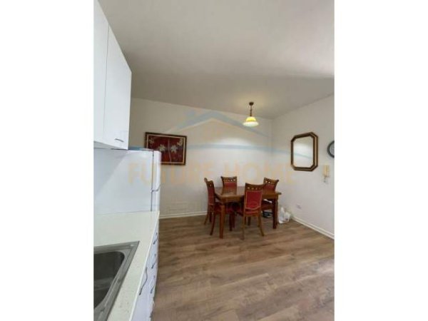 Durres, jepet me qera apartament 1+1 Kati 2, 60 m² 350 Euro (Vollga, Durrës)
