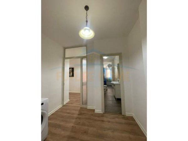 Durres, jepet me qera apartament 1+1 Kati 2, 60 m² 350 Euro (Vollga, Durrës)