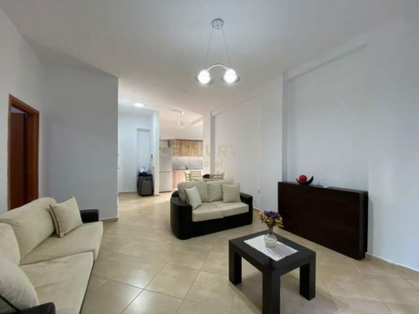 Tirane, jap me qera apartament 1+1+BLK Kati 1, 68 m² 430 Euro (Xhon Kenedi)