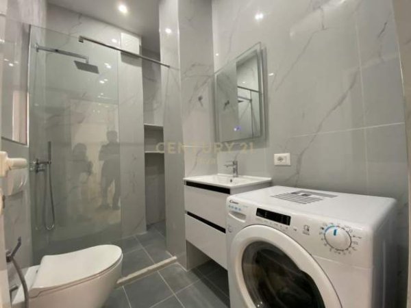 Tirane, jap me qera apartament 1+1+BLK Kati 1, 68 m² 430 Euro (Xhon Kenedi)