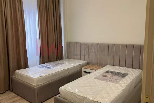Tirane, jepet me qera apartament Dublex Kati 5, 140 m² 2.000 Euro (Rruga e Barrikadave)